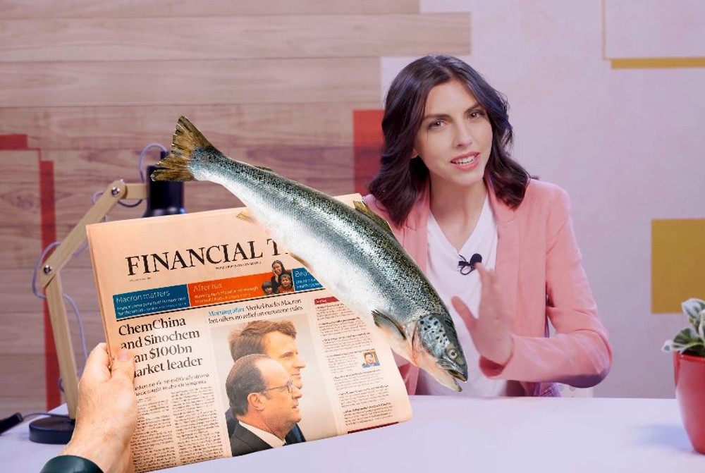Prensa económica en papel salmón